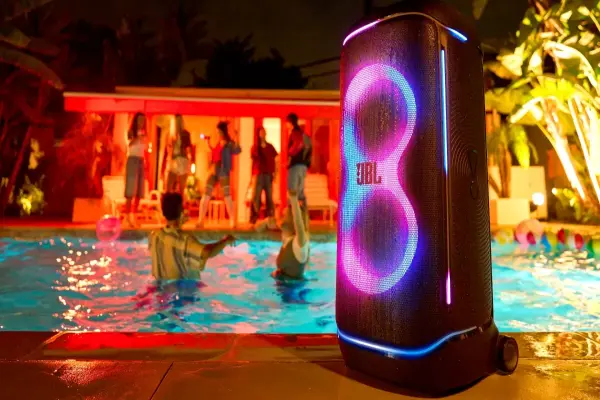 Dòng sản phẩm loa mới nhất của JBL là người bạn đồng hành hoàn hảo cho các bữa tiệc nướng ngoài trời